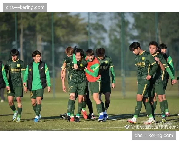 调查报道:足球青训中的“暗箱操作”与年轻球员权益保护缺失 调查报道:足球青训中的“暗箱操作”与年轻球员权益保护缺失